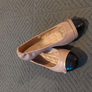 Coach cap toe ballet flats size 9